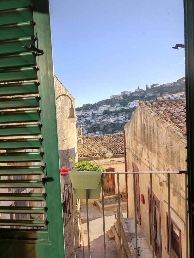 Casa Basilico' A Modica Vicino Duomo S. Giorgio Villa Exterior photo